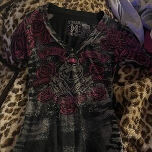 Graphic T-Shirt with Skull and Rose Design